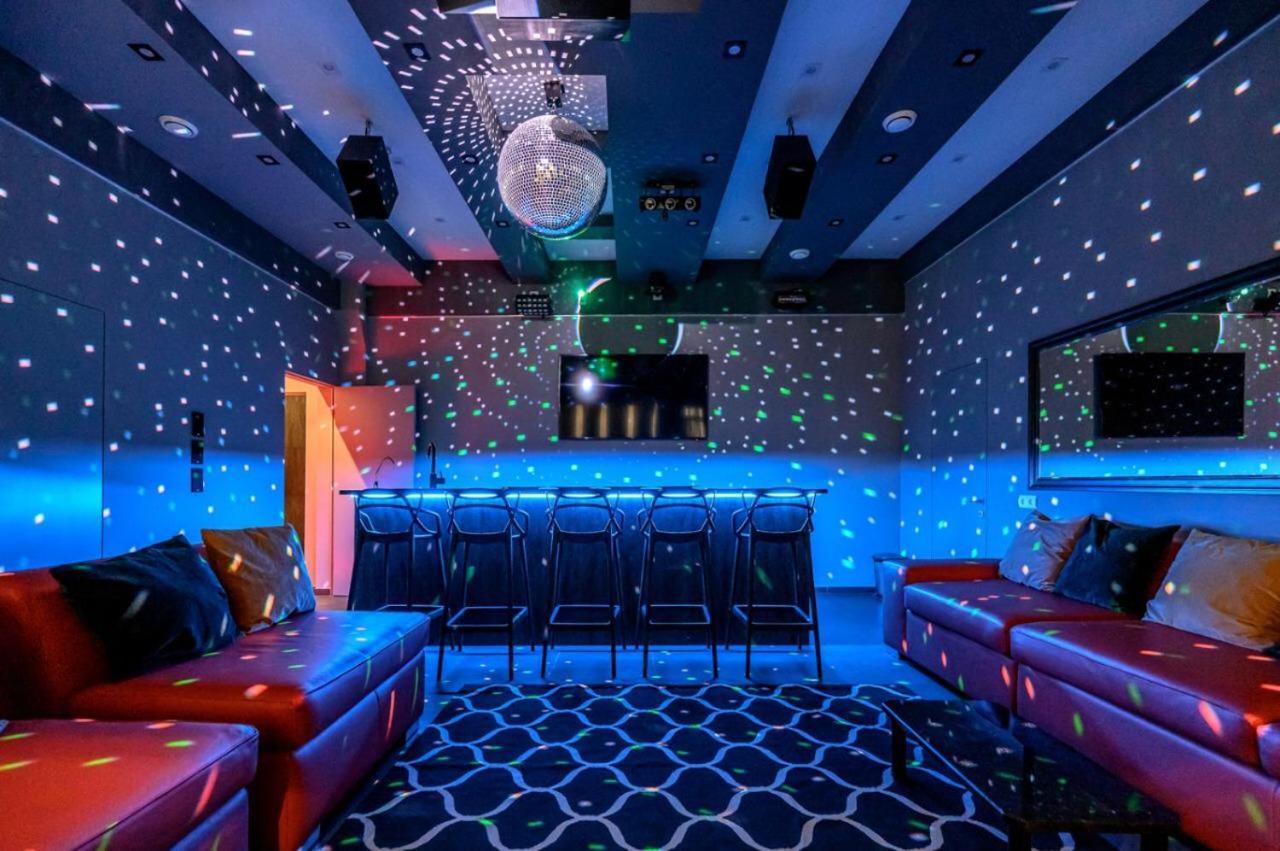 Party Luxury 3Br Sea View Apartment In Arcadia 敖德萨 外观 照片