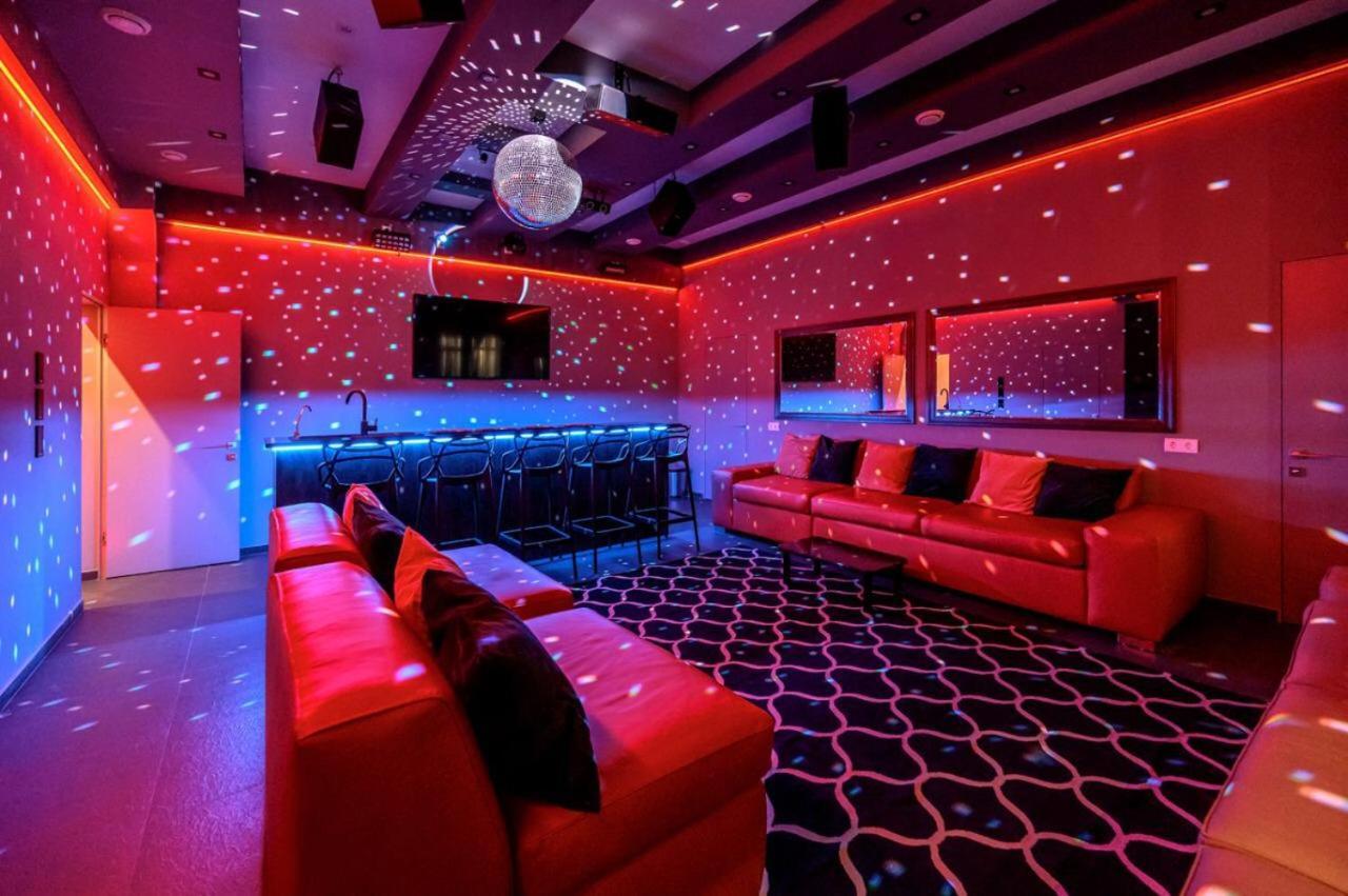 Party Luxury 3Br Sea View Apartment In Arcadia 敖德萨 外观 照片